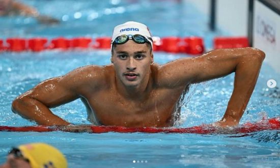 أحمد الجوادي بطل العالم 800 متر سباحة حرة