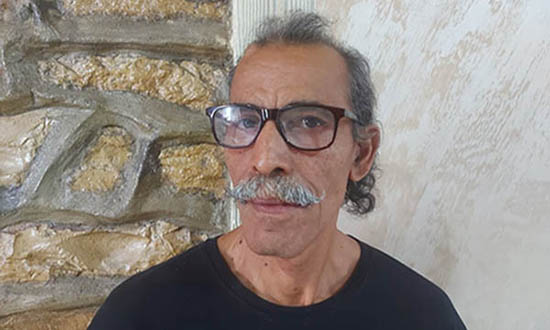 نورالدين الخبثاني يعد كتابا مهما