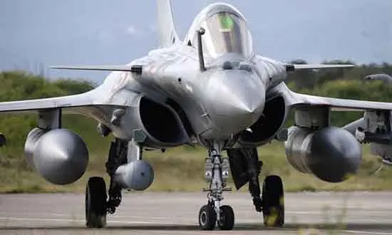 deux avions Rafale entrent en collision